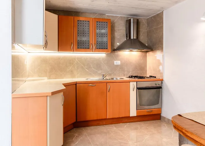 House Quattro * Имотски